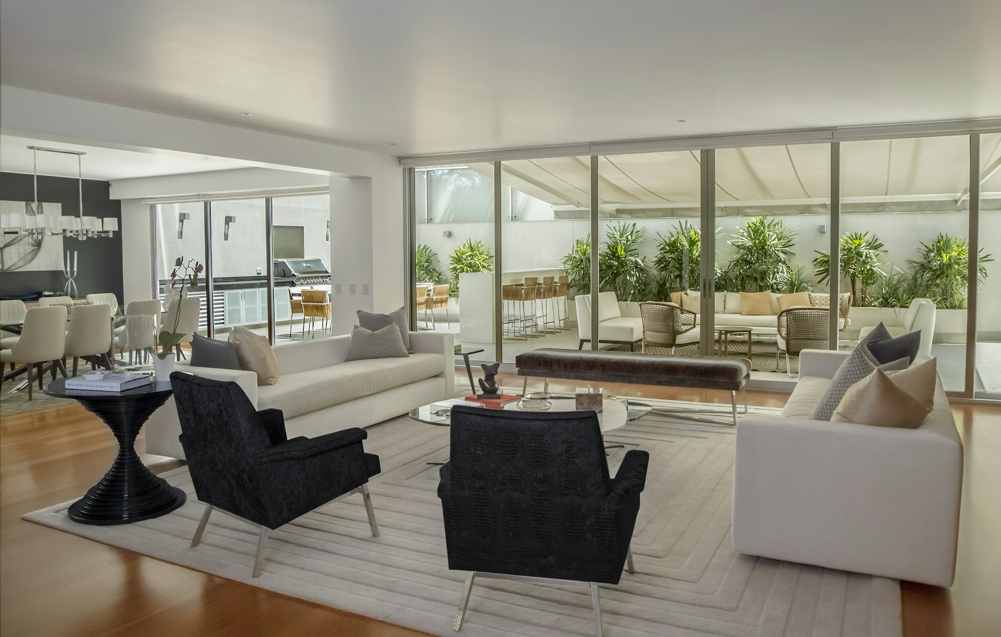 Elegantly remodeled living room interior